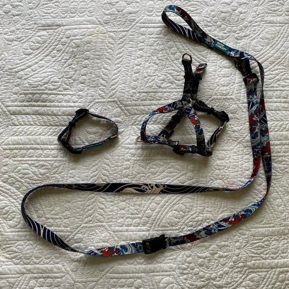 Woof Concept "Koi" Walking Starter Kit (collar, harness, leash) size S - Picture 1 of 16